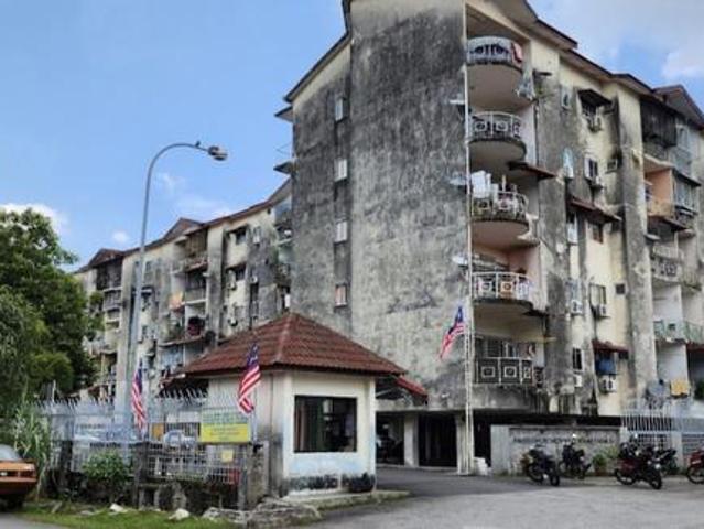 Apartment for sale in Kajang, Langat