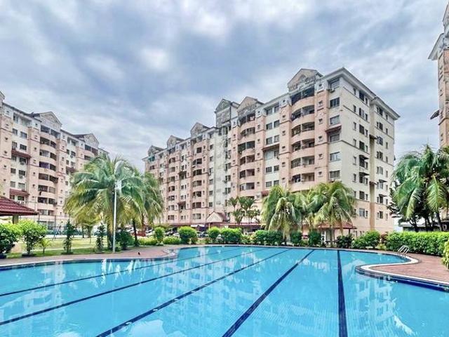 Apartment for sale in Port Klang, Selangor
