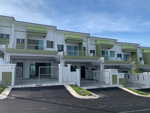 Terraced House for sale in Tanjong Sepat, Selangor
