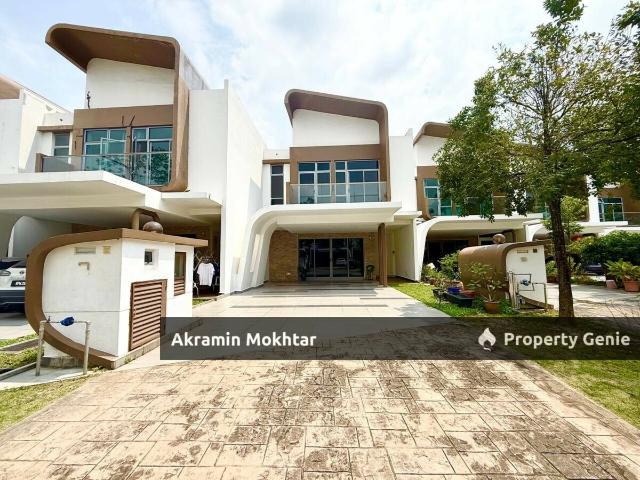 Terraced House for sale in Tanjong Sepat, Selangor