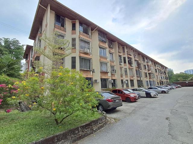 Apartment for sale in Country Heights Damansara, Kuala Lumpur