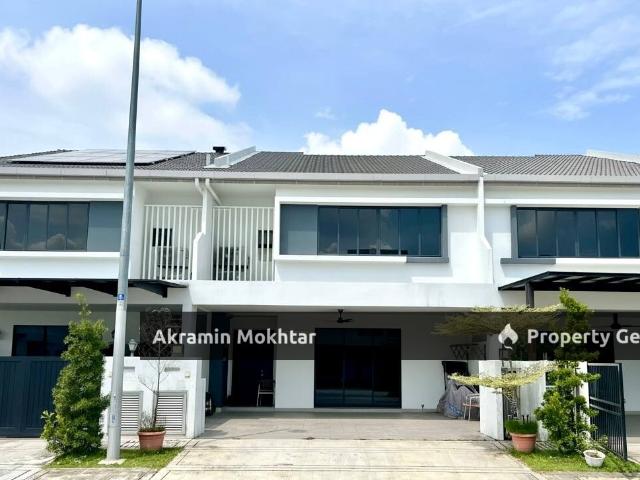 Terraced House for sale in Tanjong Sepat, Selangor