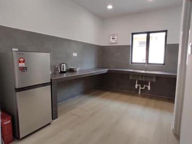 Terraced House for sale in Malaka
