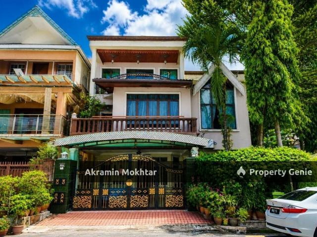 Terraced House for sale in Country Heights Damansara, Kuala Lumpur