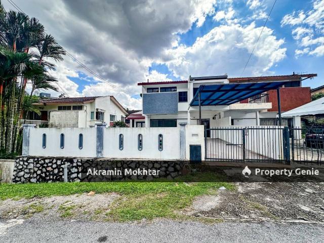 Residential House for sale in Kajang, Langat
