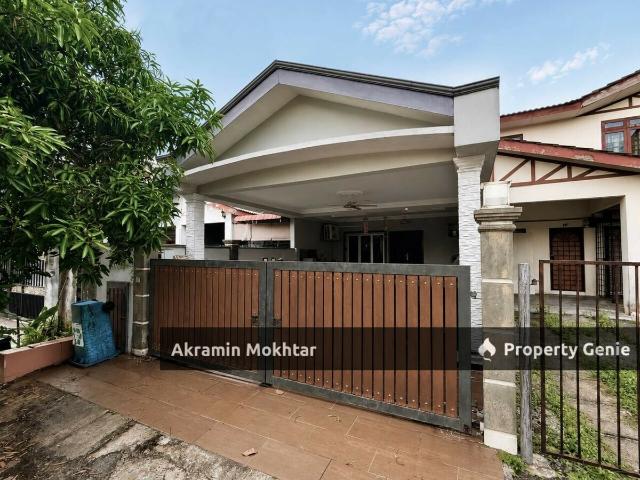 Terraced House for sale in Jalan Kemboja 4A Seksyen BS8, Hulu Selangor