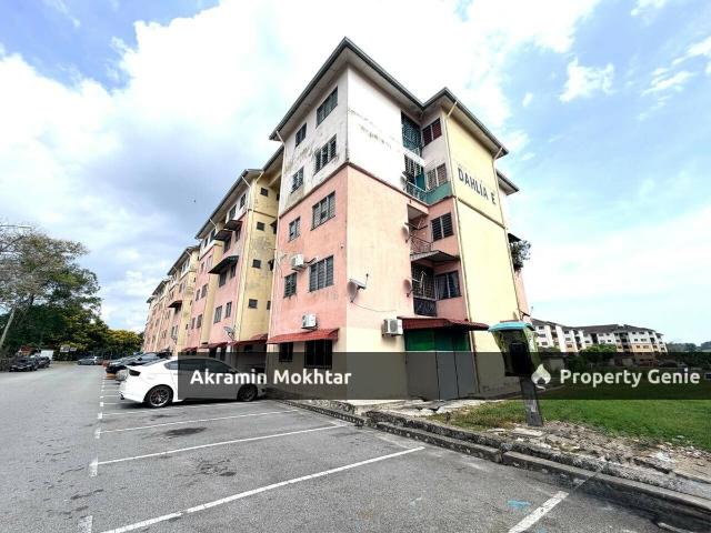 Apartment for sale in Sendayan Village, Negeri Sembilan