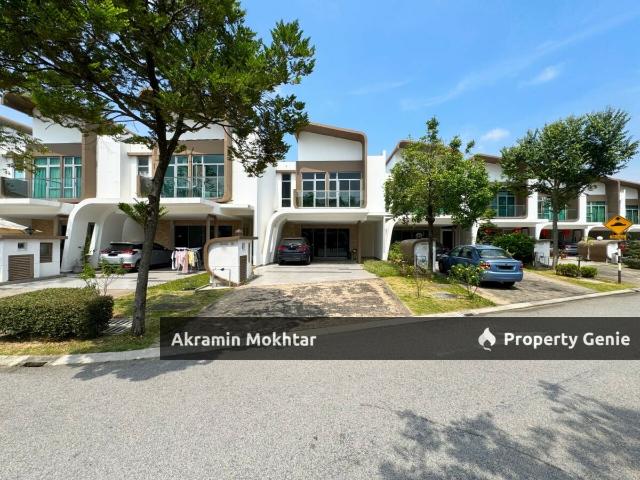 Terraced House for sale in Tanjong Sepat, Selangor