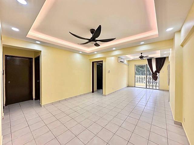Apartment for sale in Kajang, Langat