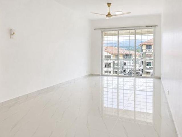 Apartment for sale in Petaling, Damansara Damai