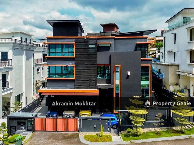 Bungalow for sale in Selangor