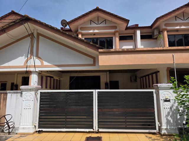 Terraced House for sale in Tringganu