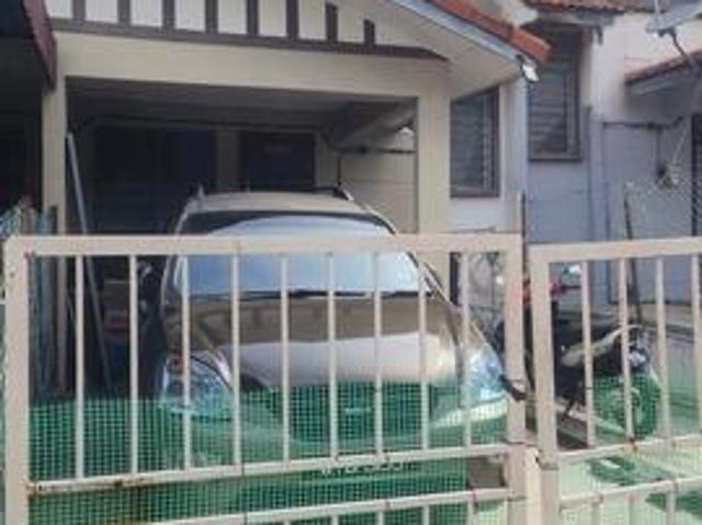 Terraced House for sale in Tanjong Sepat, Selangor