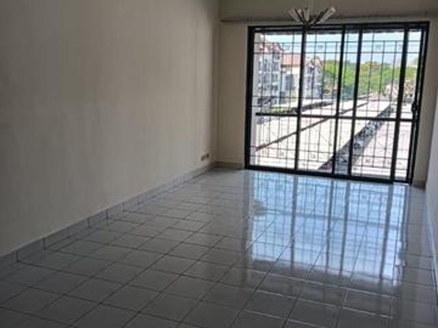 Apartment for sale in Petaling, Damansara Damai