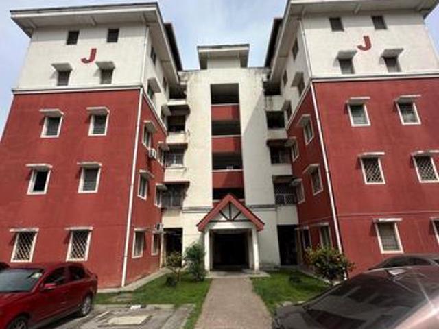 Flat for sale in Petaling, Damansara Damai