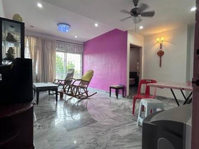 Apartment for sale in Malaka