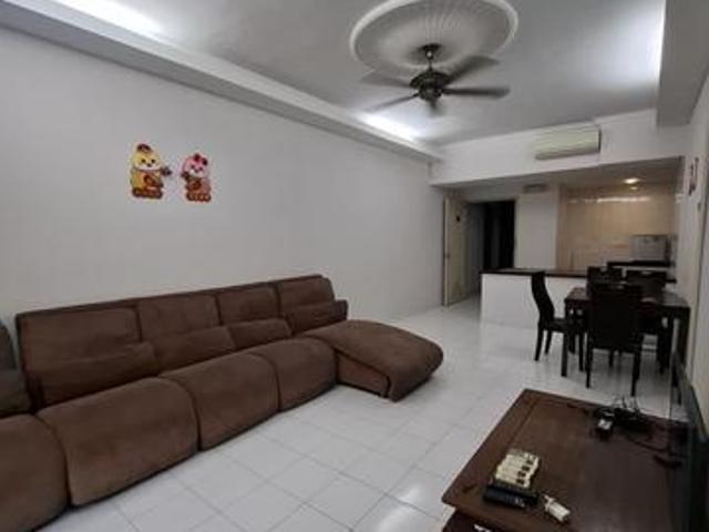 Condominium for sale in Malaka