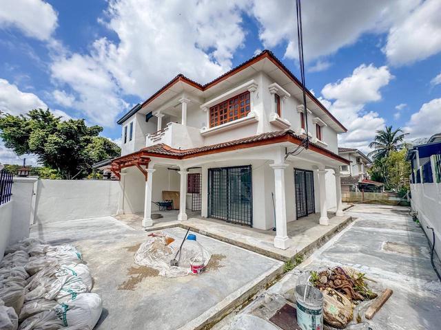 Residential House for sale in Kajang, Langat