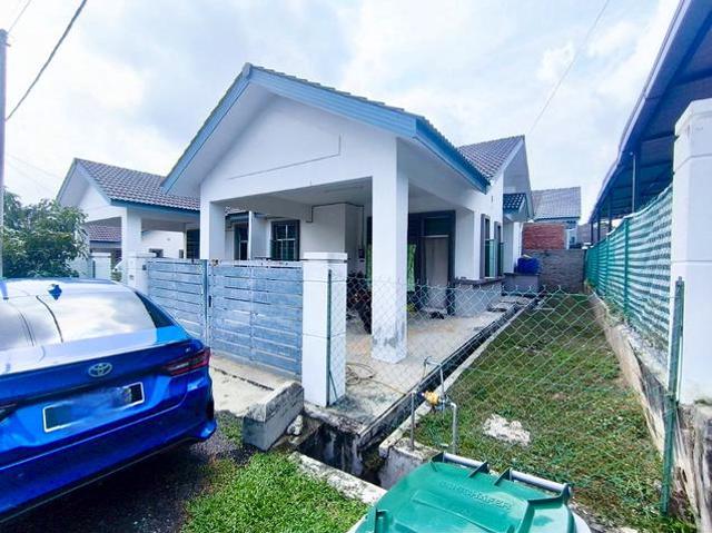 Residential House for sale in Malaka
