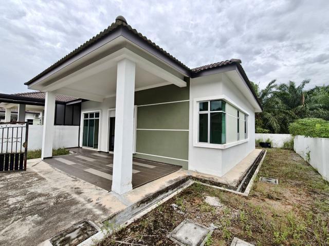 Residential House for sale in Tangkak, Johor