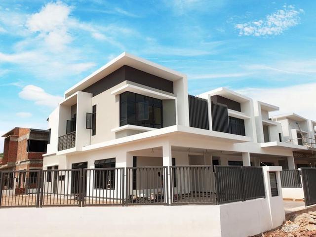 Terraced House for sale in Tanjong Sepat, Selangor