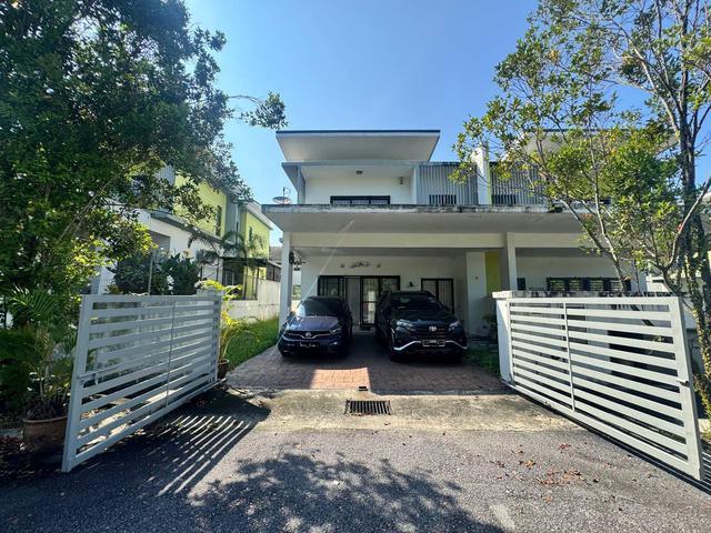 Residential House for sale in Petaling, Alam Impian