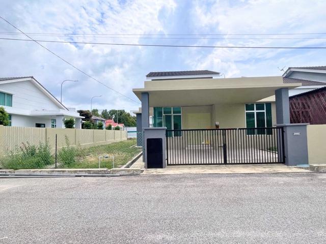 Residential House for sale in Pekan, Pahang