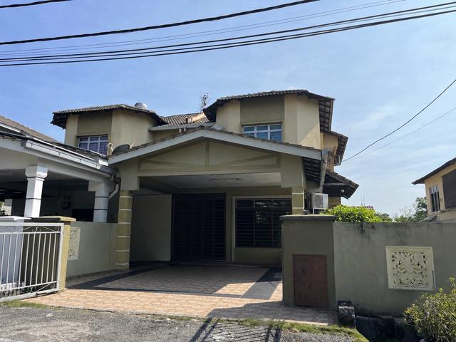 Residential House for sale in Tanjong Sepat, Selangor
