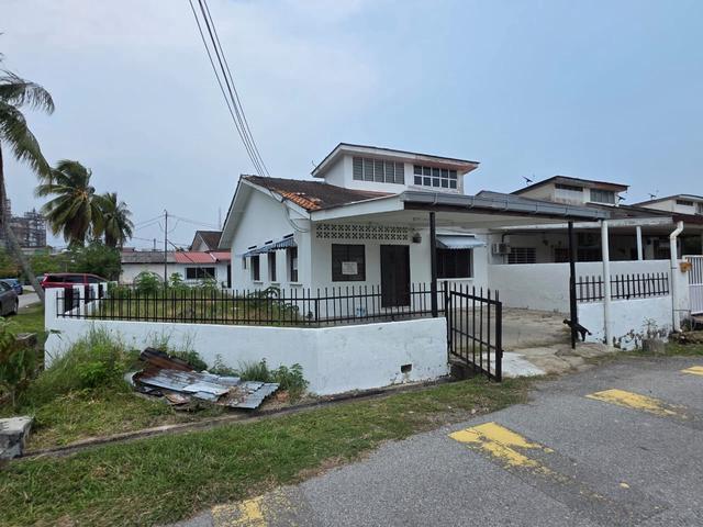 Terraced House for sale in Port Dickson