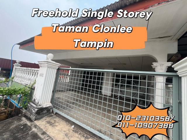 Terraced House for sale in Tampin