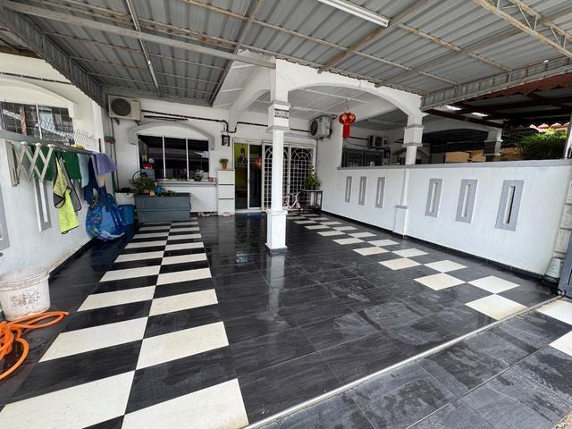 Terraced House for sale in Cheng, Malaka