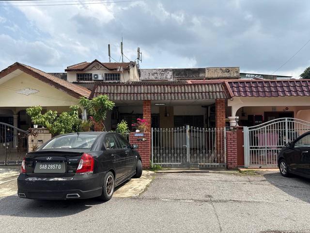 Terraced House for sale in Country Heights Damansara, Kuala Lumpur