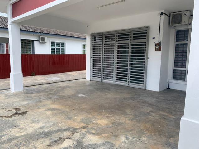 Residential House for sale in Malaka
