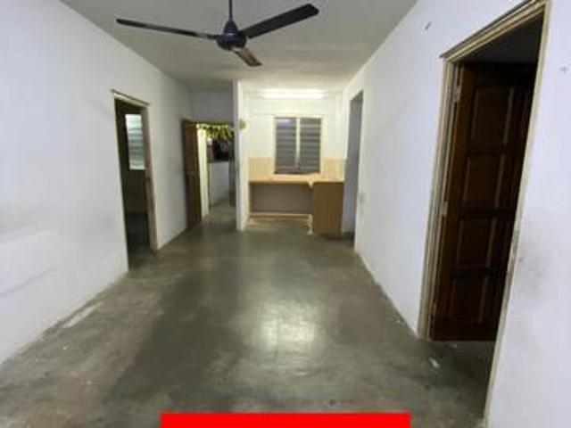 Flat for sale in Georgetown, Penang