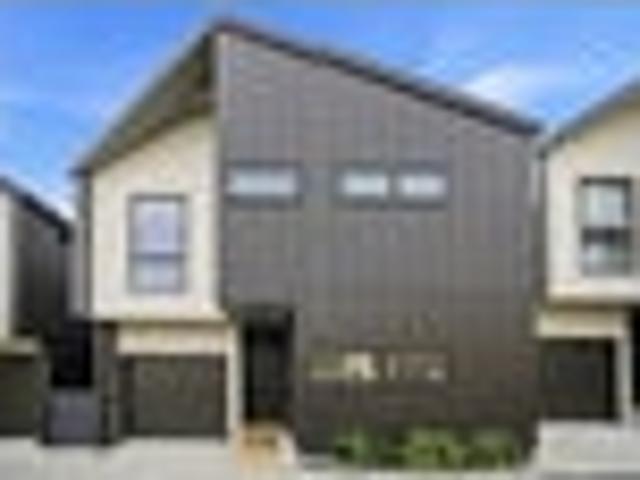 House for sale in Wairau Valley