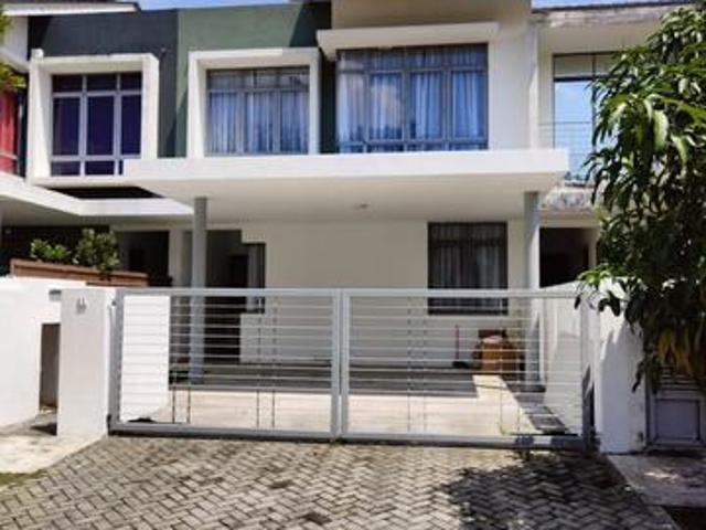 Terraced House for sale in Tanjong Sepat, Selangor