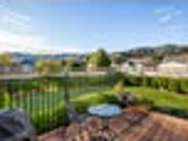 Townhouse for sale in Days Bay, Wellington