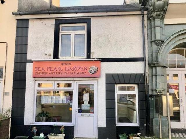House for sale in Hayle, Cornwall