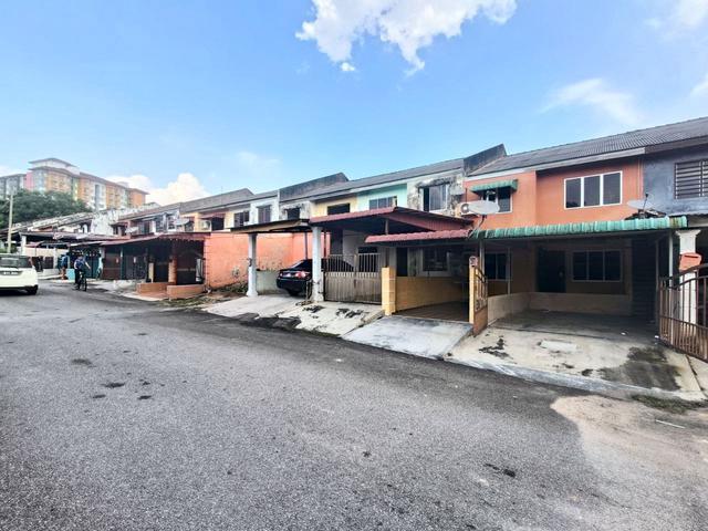 Townhouse for sale in Bukit Katil, Malaka