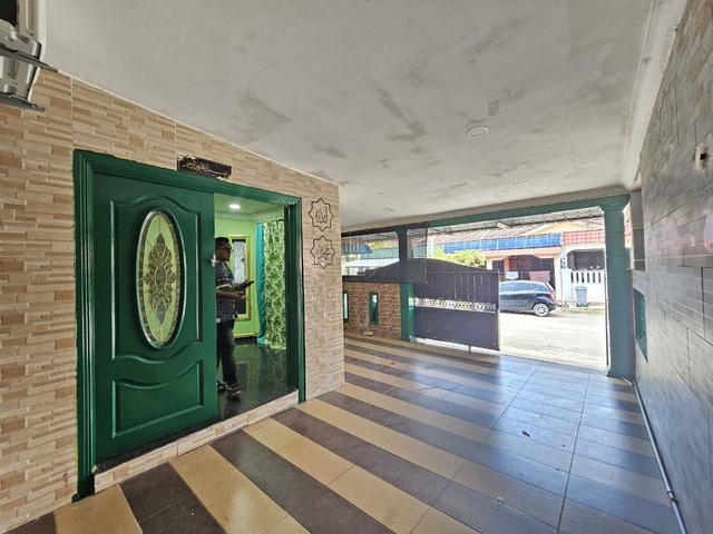 Terraced House for sale in Malaka