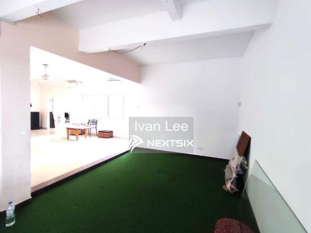 Shop for sale in Petaling, Subang Jaya