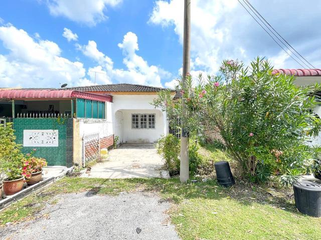 Terraced House for sale in Sabak Bernam, Selangor