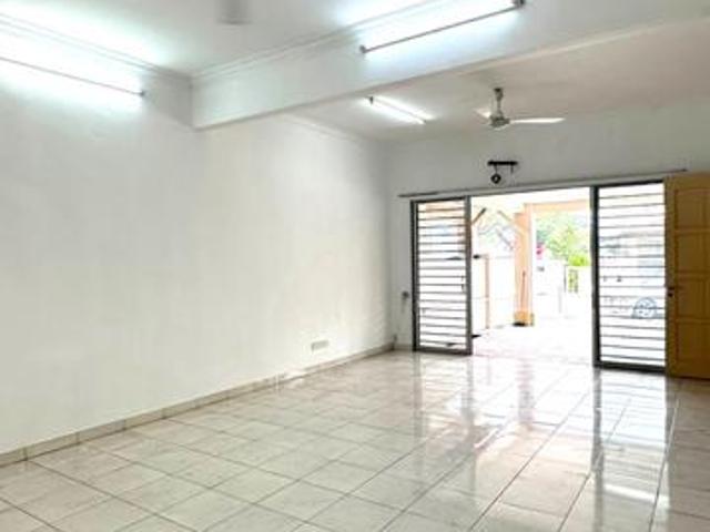 Terraced House for sale in Seksyen 31, Shah Alam