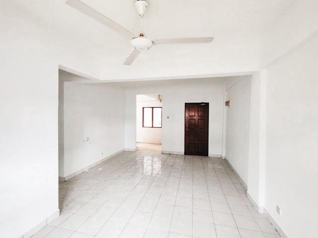 Apartment for sale in Kajang, Langat