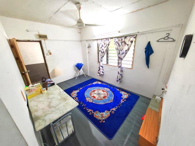 Flat for sale in Kajang, Langat