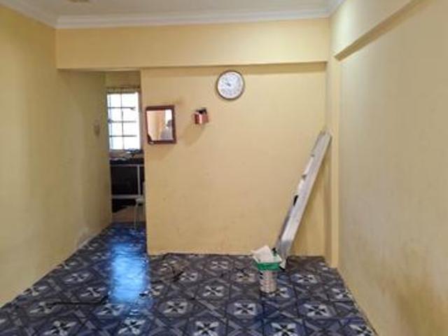 Apartment for sale in Kajang, Langat