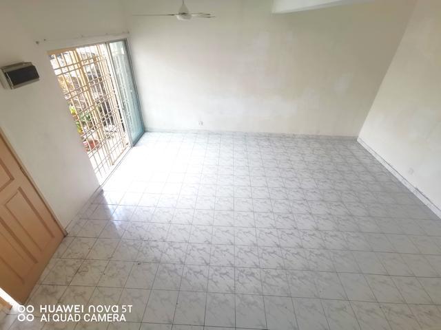 Terraced House for sale in Petaling, Subang Jaya