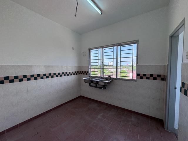 Apartment for sale in Malaka
