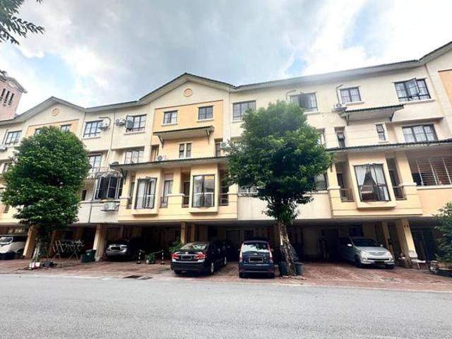 Townhouse for sale in Taman Wangsa Melawati, Kuala Lumpur