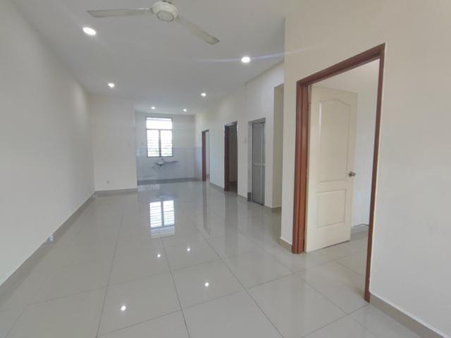 Townhouse for sale in Petaling, Subang Jaya